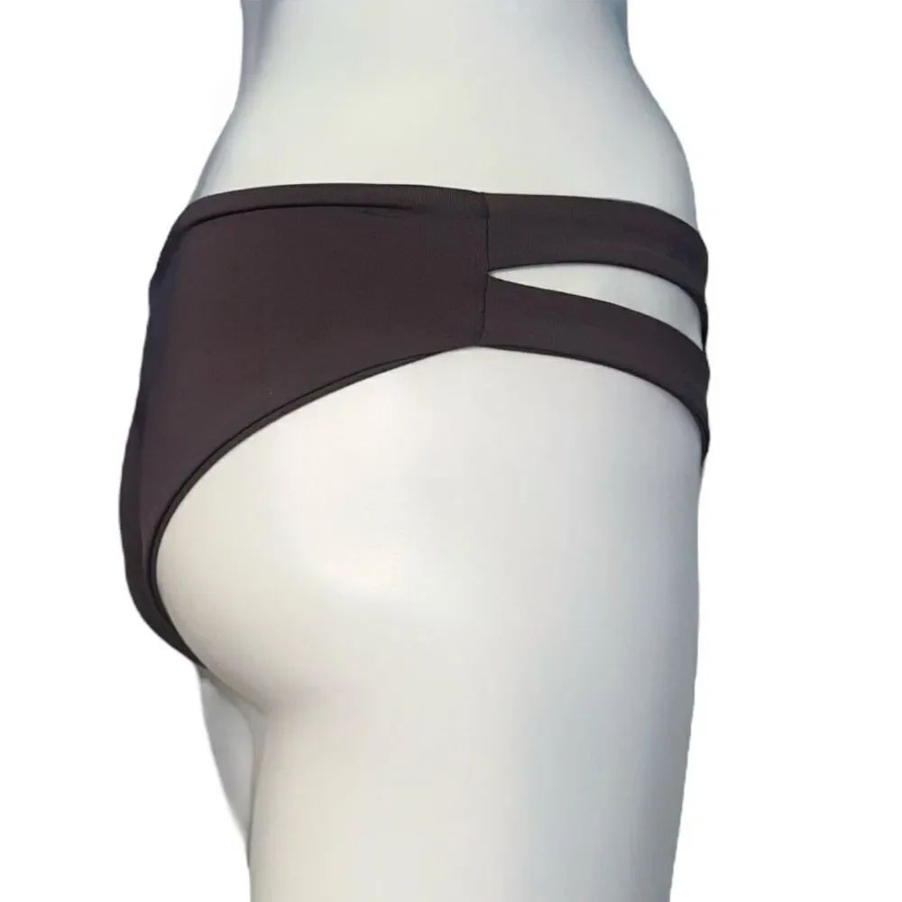 l*Ispace Side Cut-Out Bikini Bottom - Picture 6 of 10